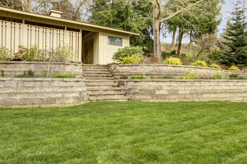 Garden And Backyard Retaining Walls