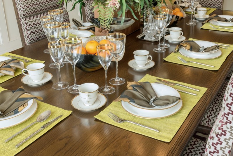 27 Modern Dining Table Setting Ideas