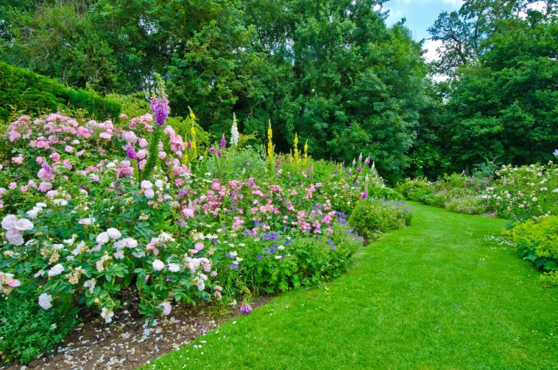 32 Amazing English Gardens & Gardening Ideas for Your Home